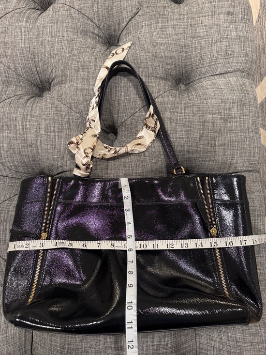 Tory Burch Ivy Side Zip Patent Leather Tote - Picture 14 of 17